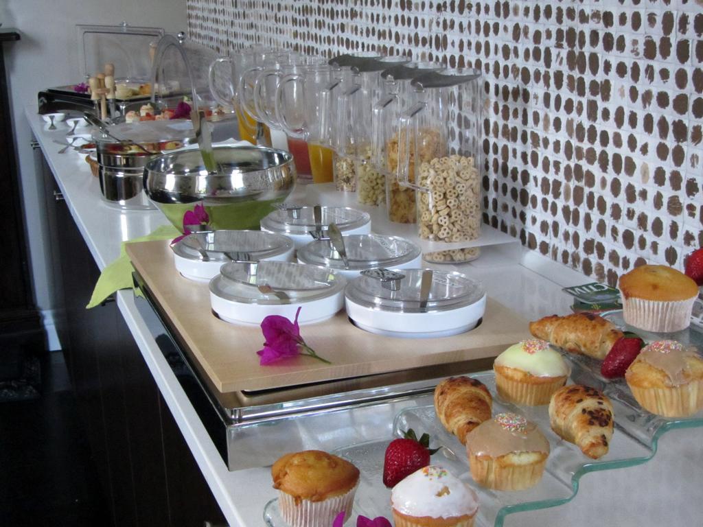 Africanhome Guesthouse Кейптаун Екстериор снимка