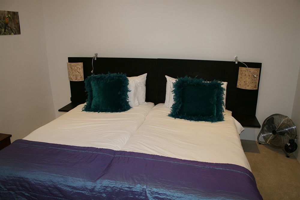 Africanhome Guesthouse Кейптаун Екстериор снимка